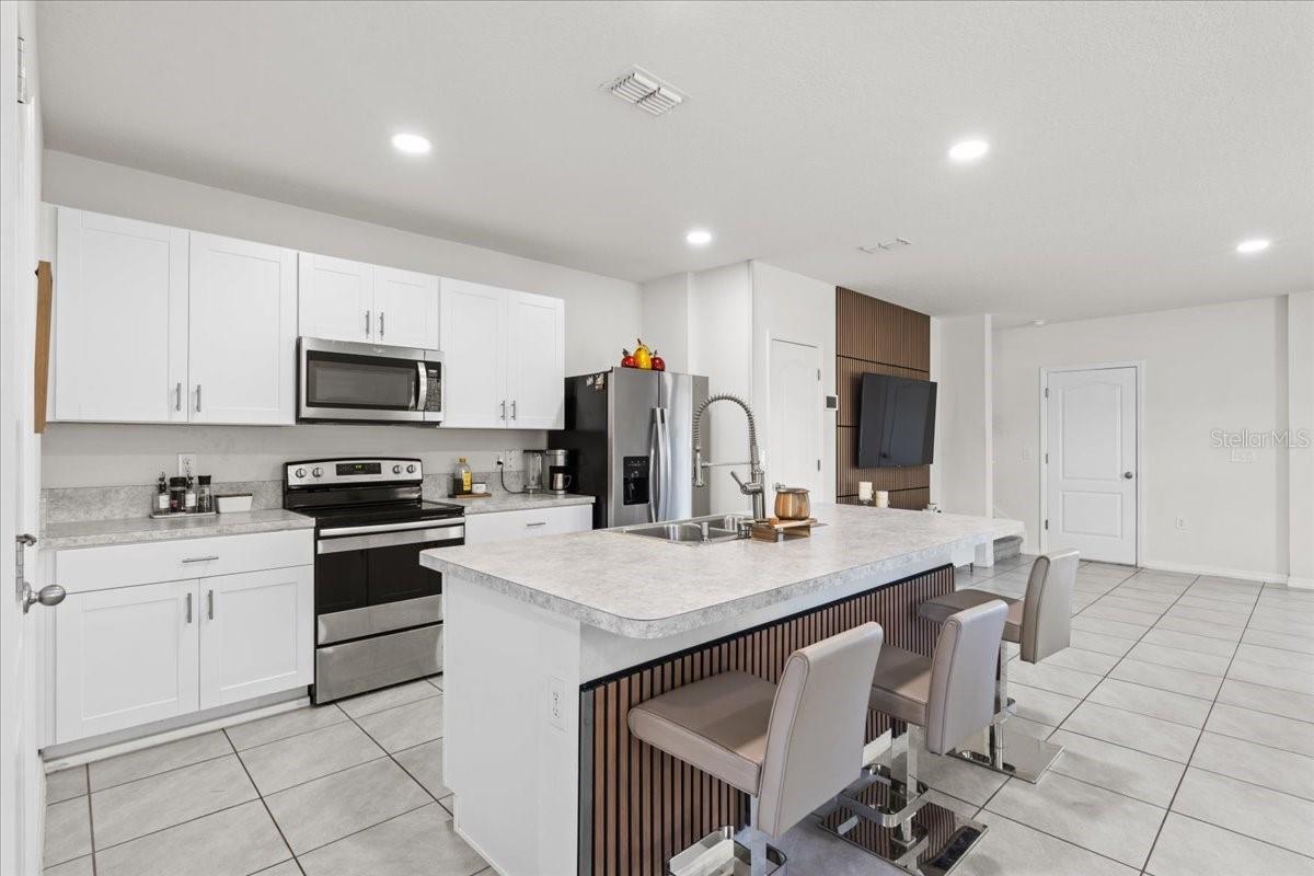 Image 12 of 56 For 1864 Red Canyon Drive