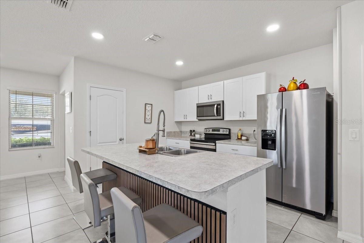 Image 13 of 56 For 1864 Red Canyon Drive