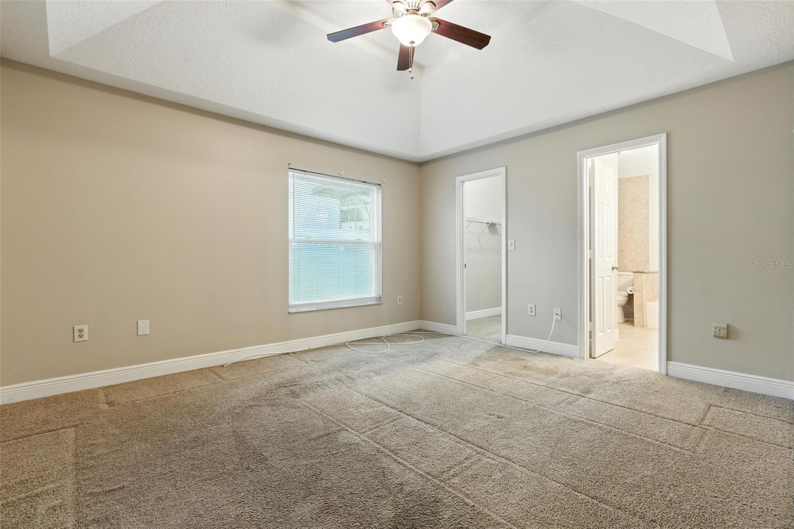 Image 21 of 52 For 1358 Emerald Drive