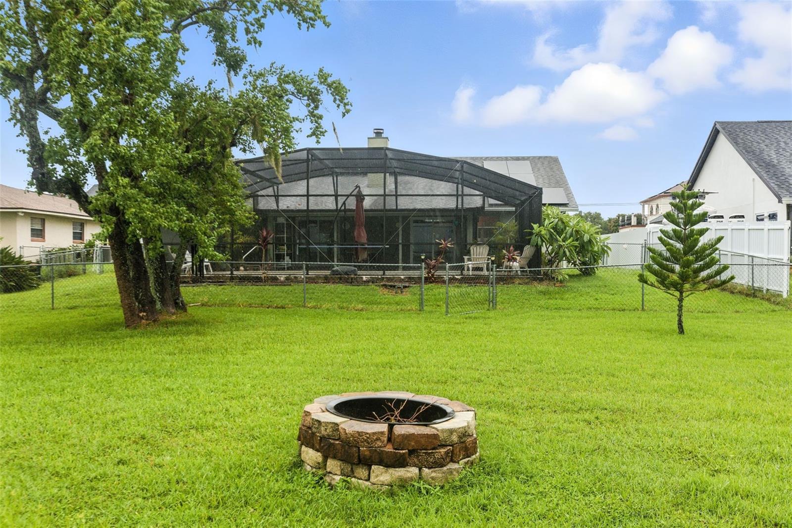 Image 8 of 52 For 1358 Emerald Drive