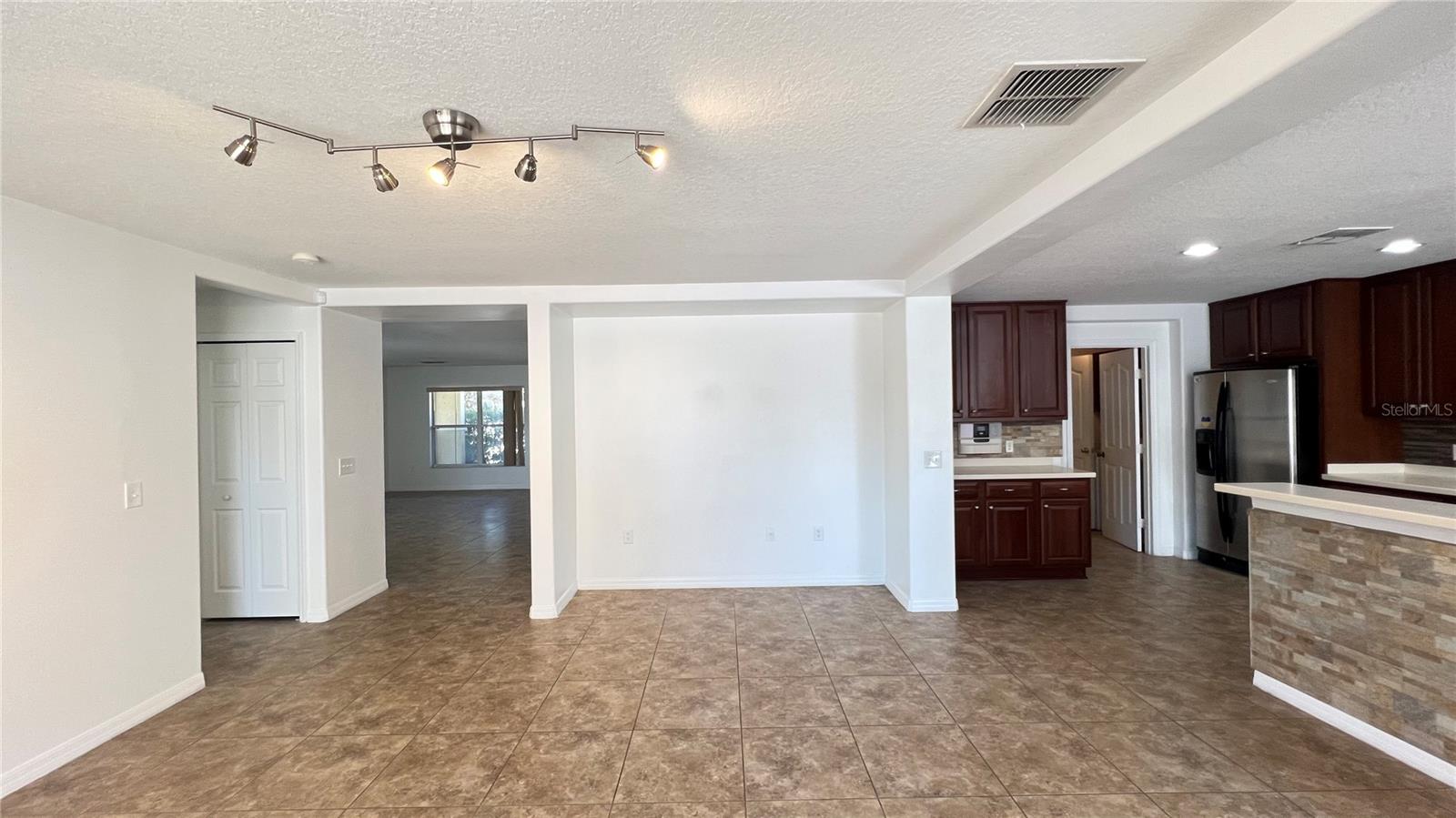 Image 23 of 54 For 446 Rosselli Boulevard