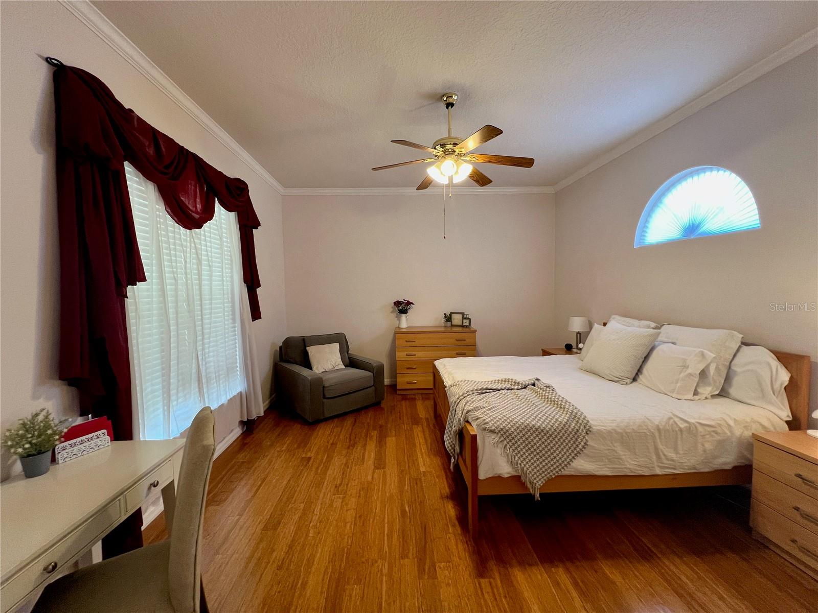 Image 16 of 24 For 614 Nadina Place
