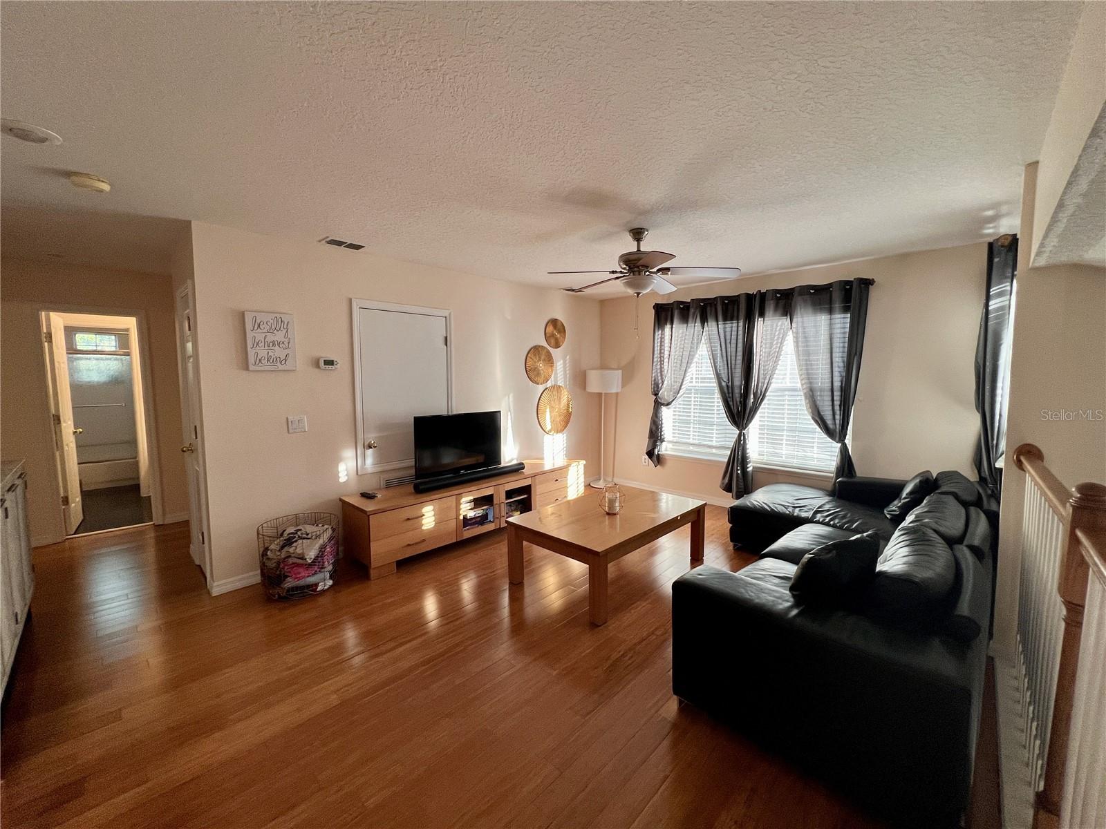 Image 9 of 24 For 614 Nadina Place