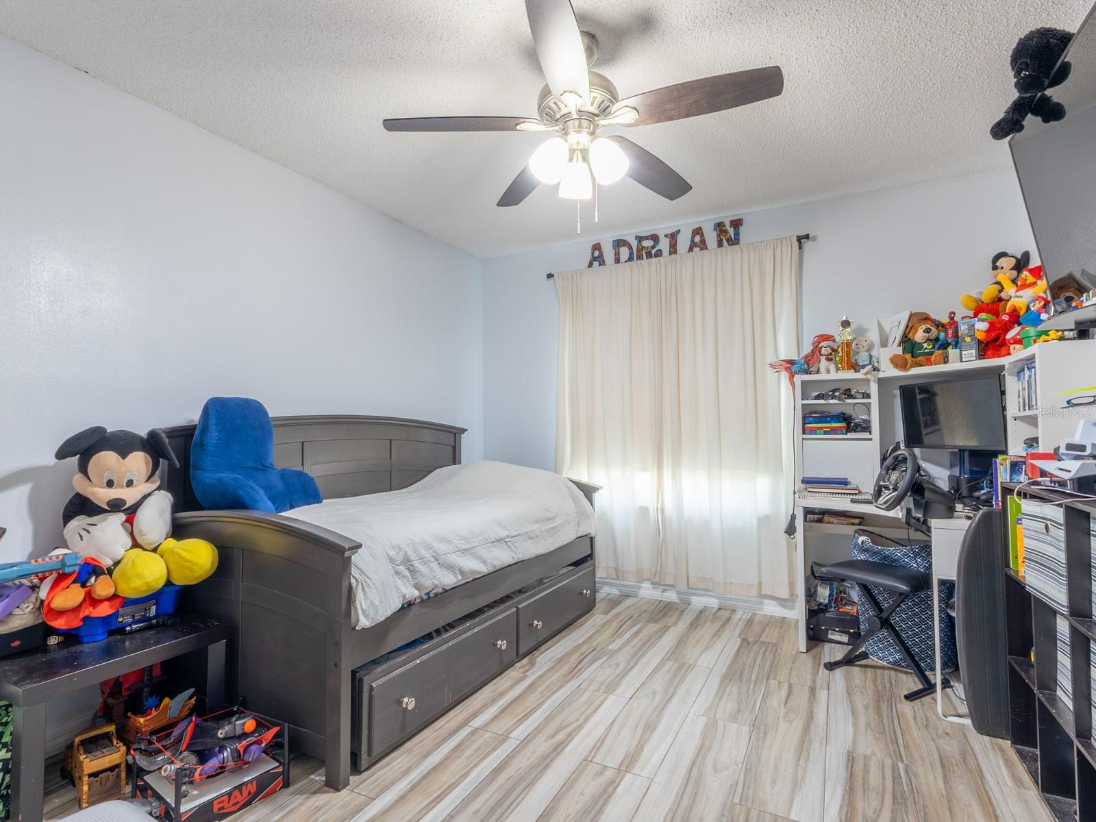 Image 10 of 19 For 4252 Pershing Pointe Pl  1