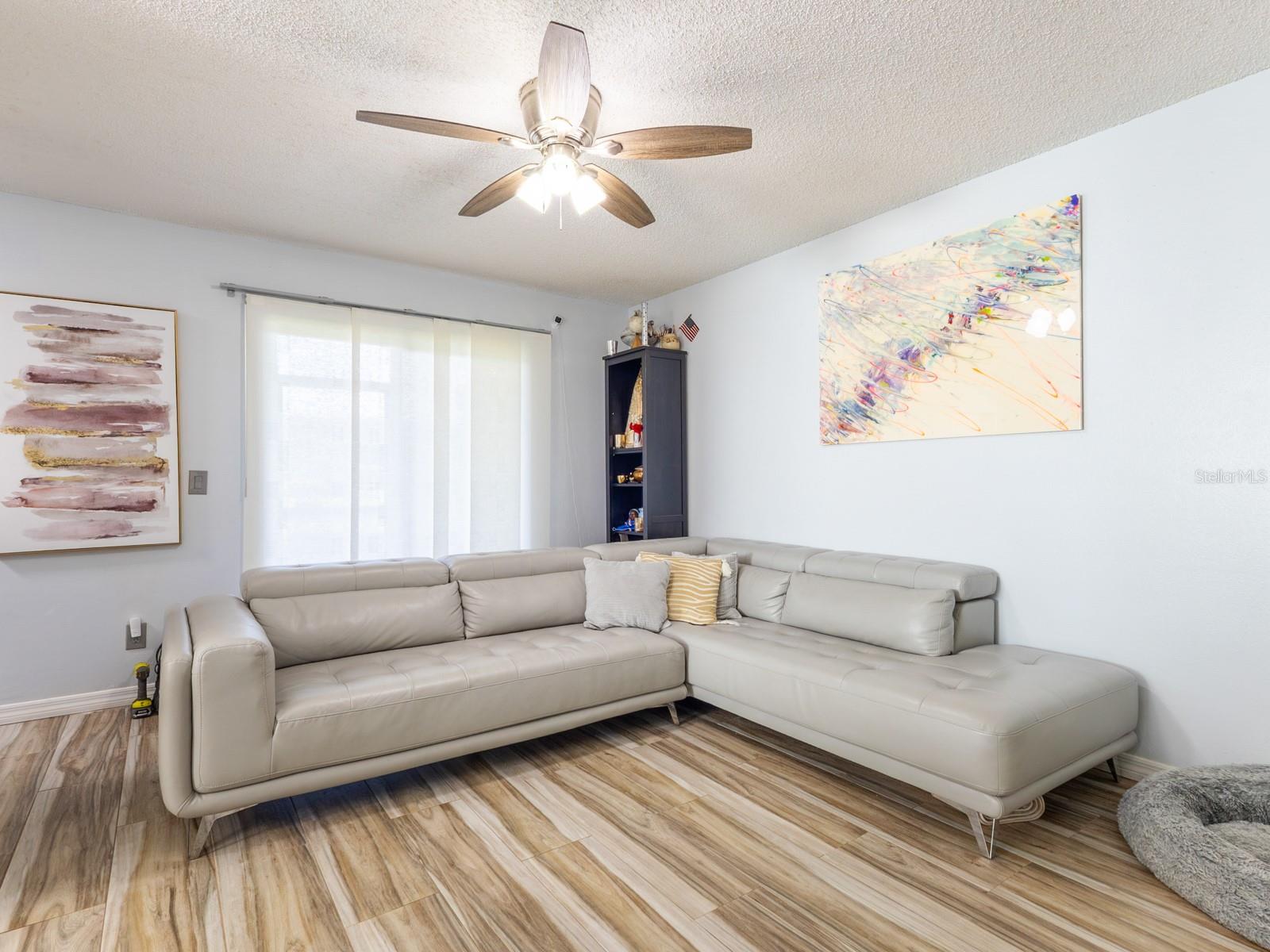 Image 5 of 19 For 4252 Pershing Pointe Pl  1