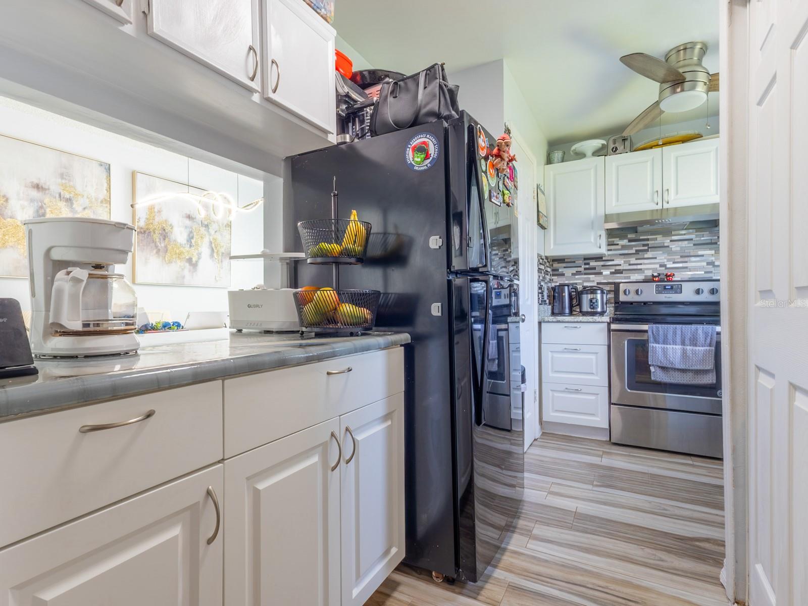 Image 7 of 19 For 4252 Pershing Pointe Pl  1