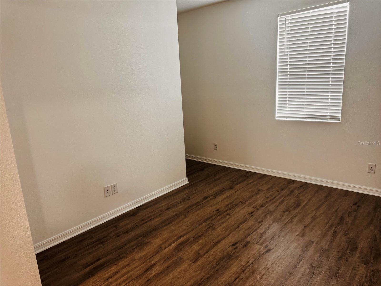 Image 19 of 21 For 2082 Sola Vista Avenue