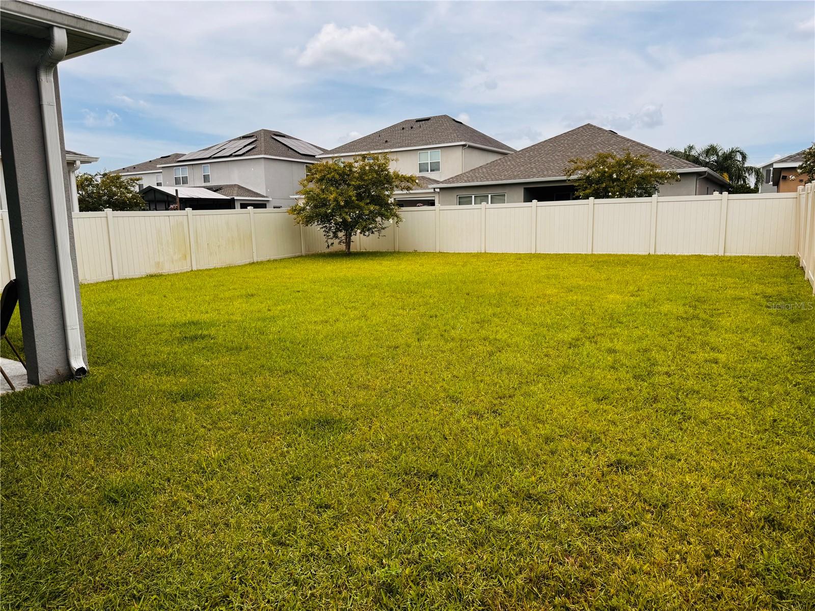 Image 3 of 21 For 2082 Sola Vista Avenue