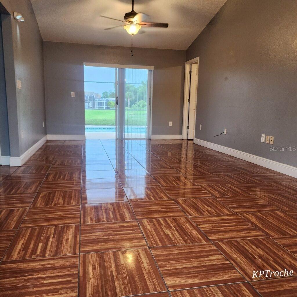 Image 3 of 13 For 523 Eagle Pointe N