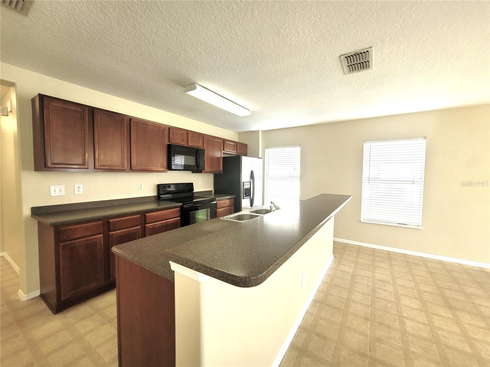 Image 6 of 30 For 4612 Caverns Drive