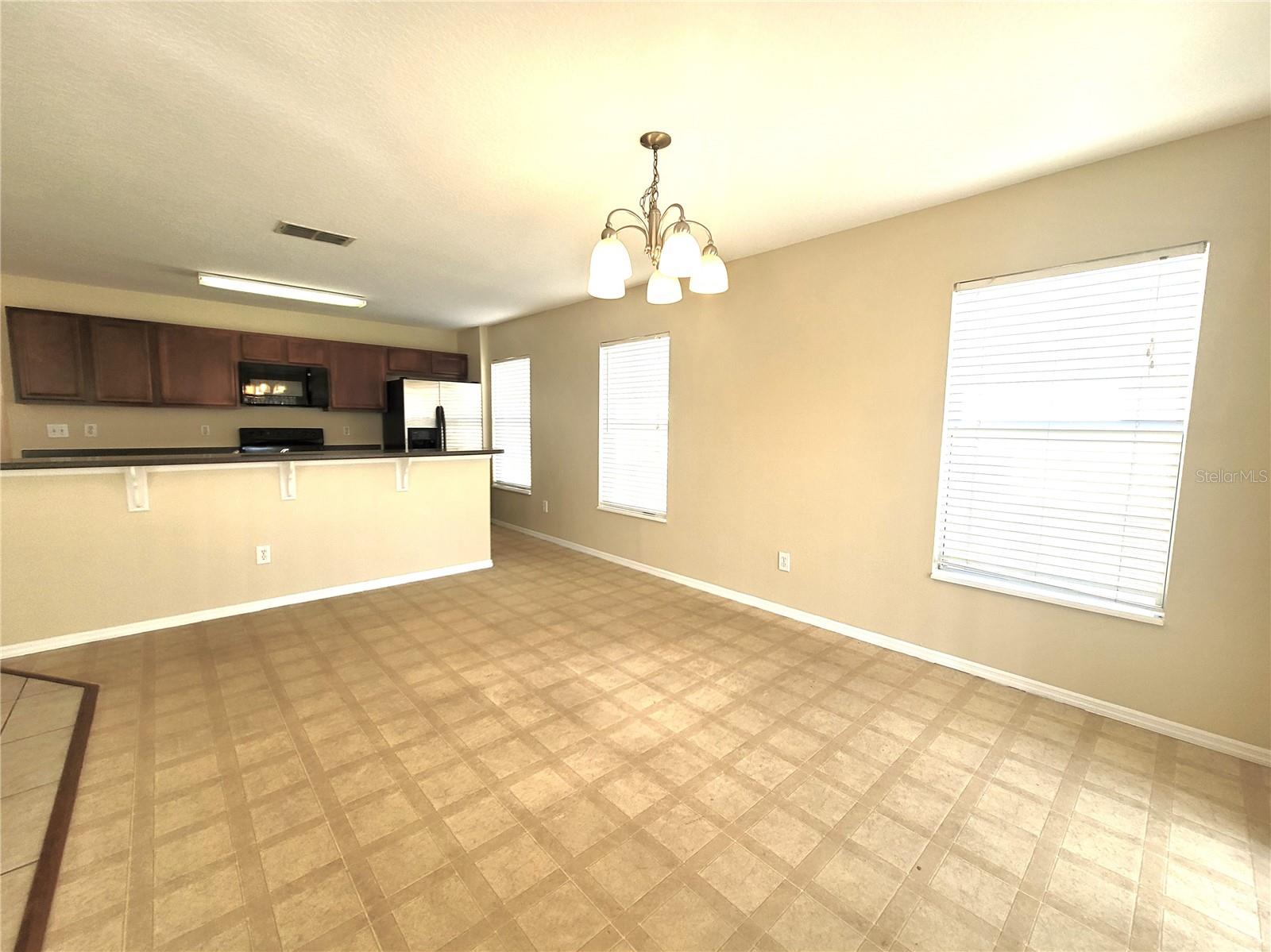 Image 9 of 30 For 4612 Caverns Drive