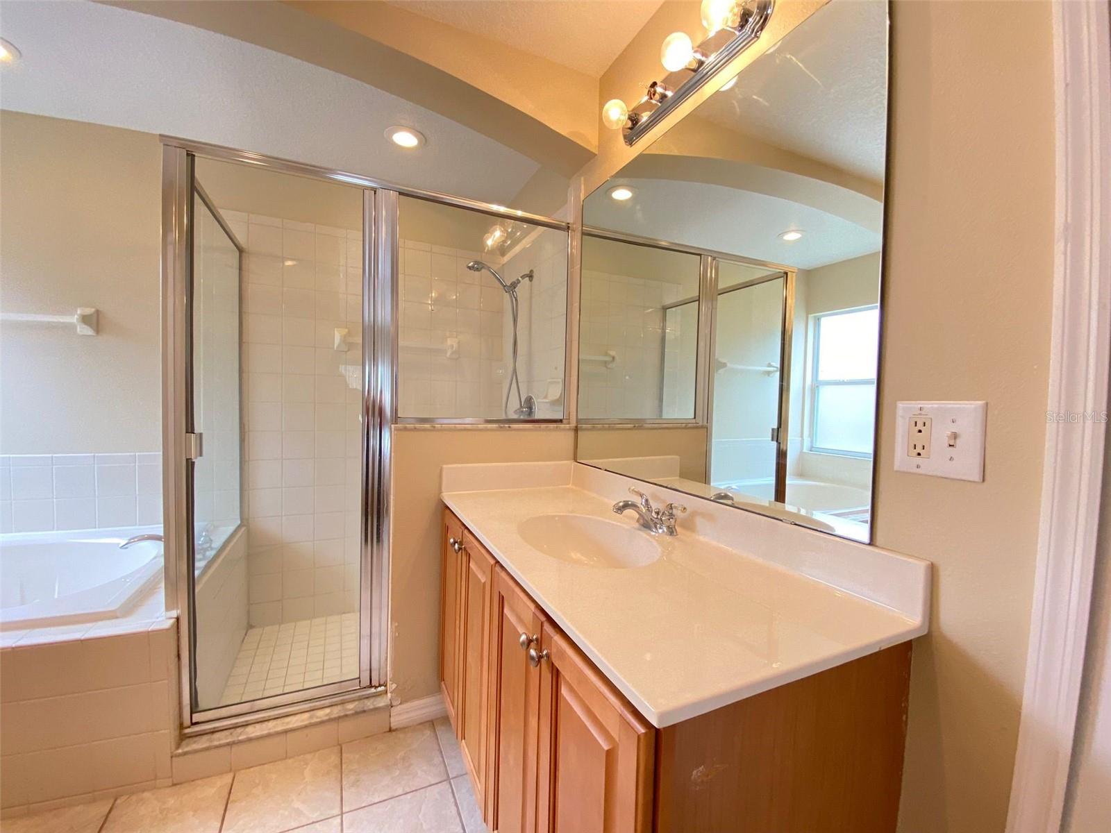 Image 39 of 51 For 5145 Marbella Isle Drive
