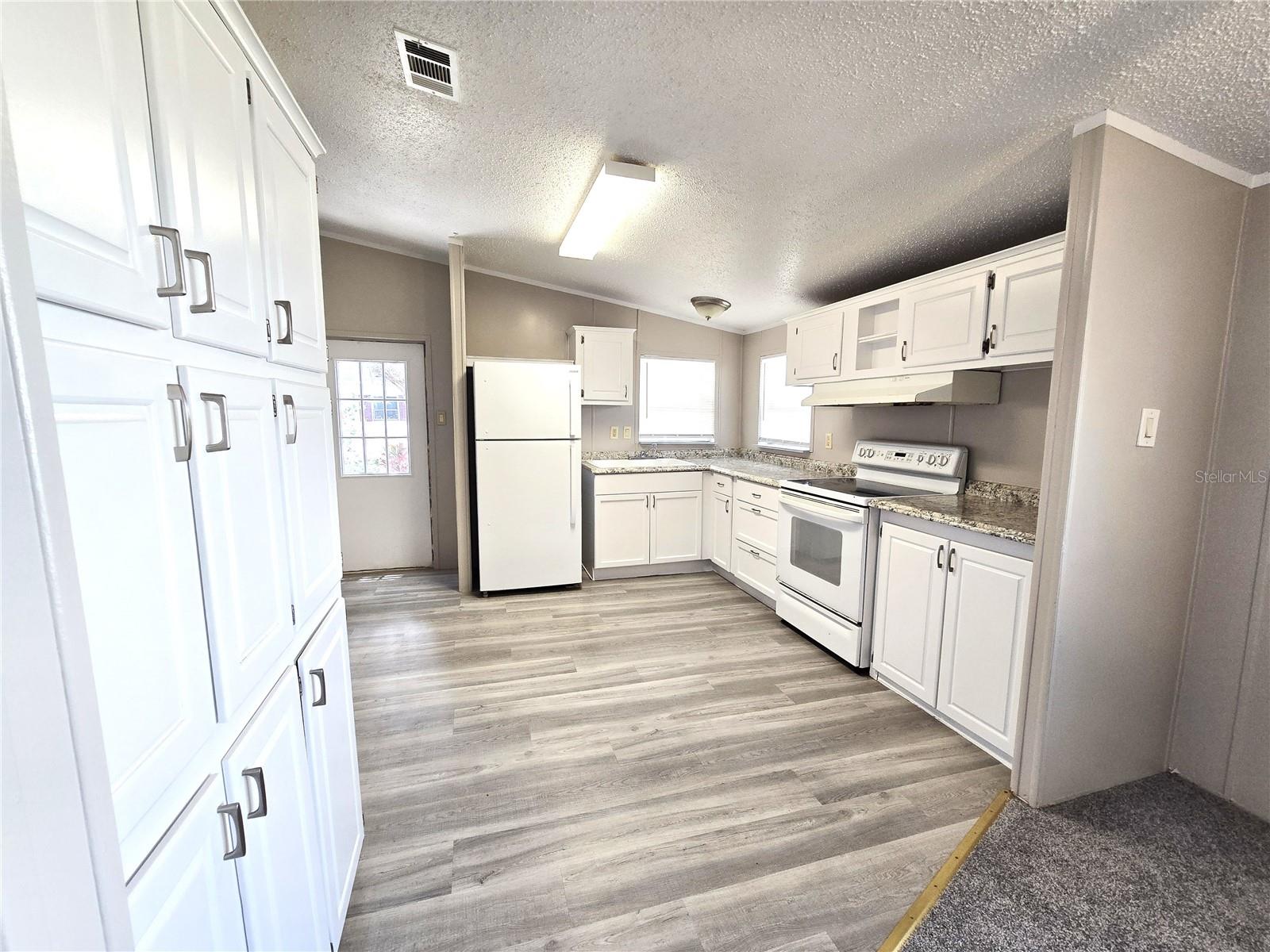 Image 7 of 26 For 4512 Rookery Drive