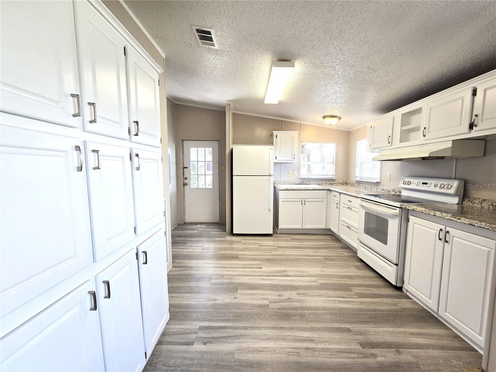 Image 8 of 26 For 4512 Rookery Drive