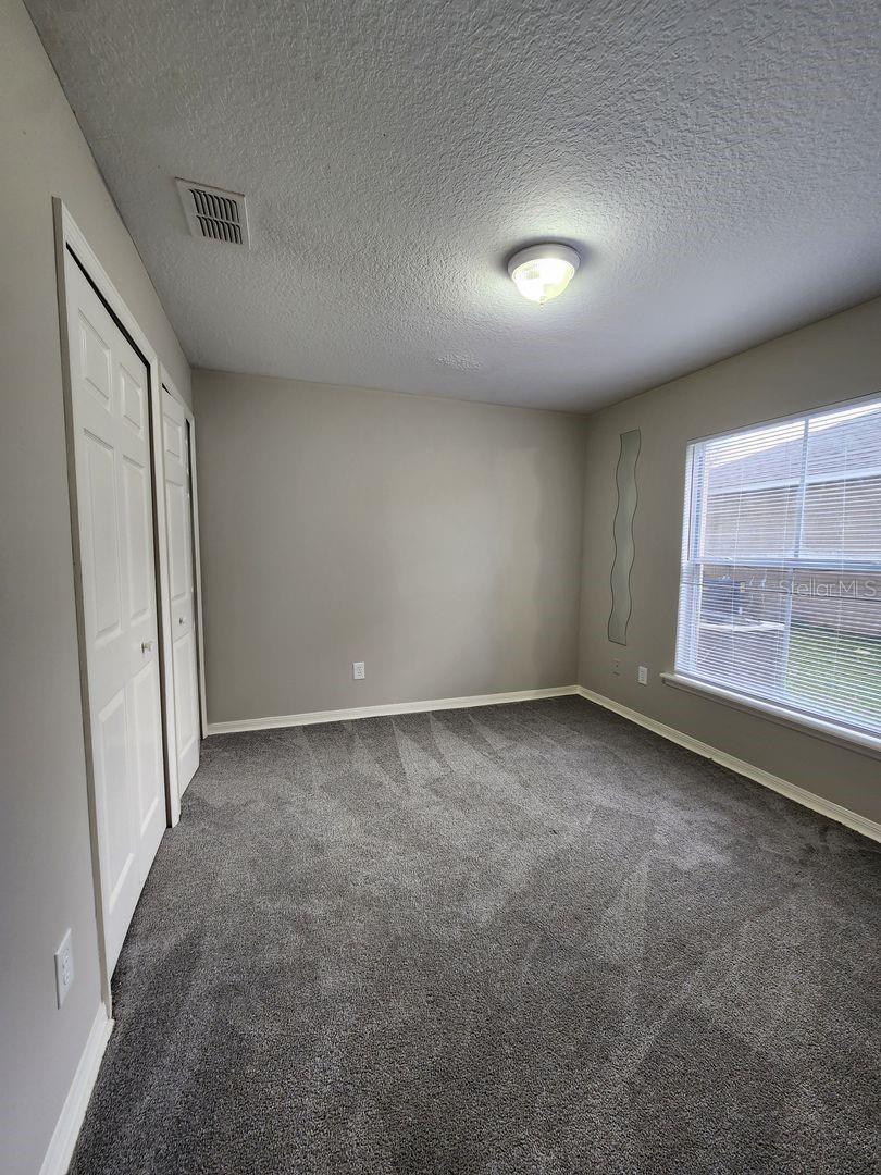 Image 11 of 23 For 421 Magpie Court