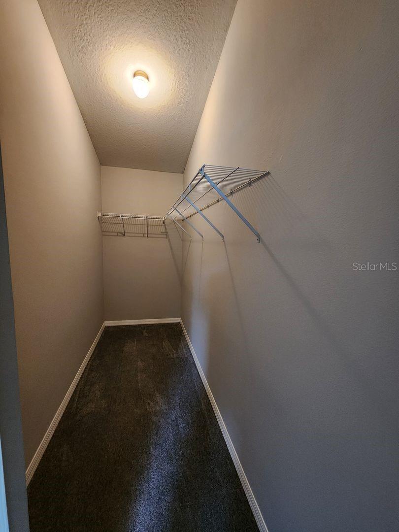 Image 16 of 23 For 421 Magpie Court