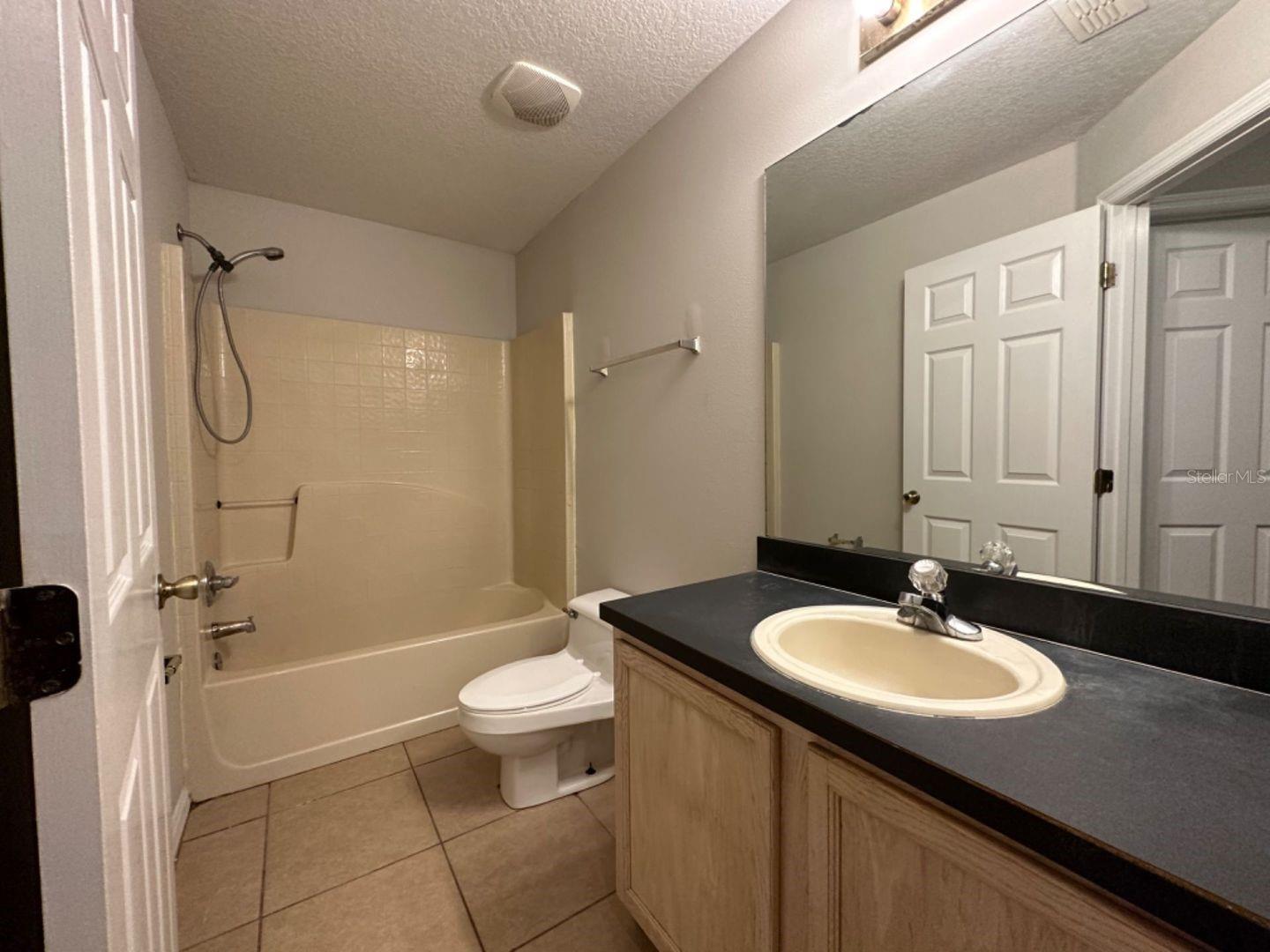 Image 18 of 23 For 421 Magpie Court