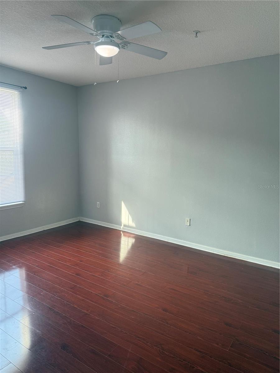 Image 6 of 9 For 2001 Tizewell Circle 1505