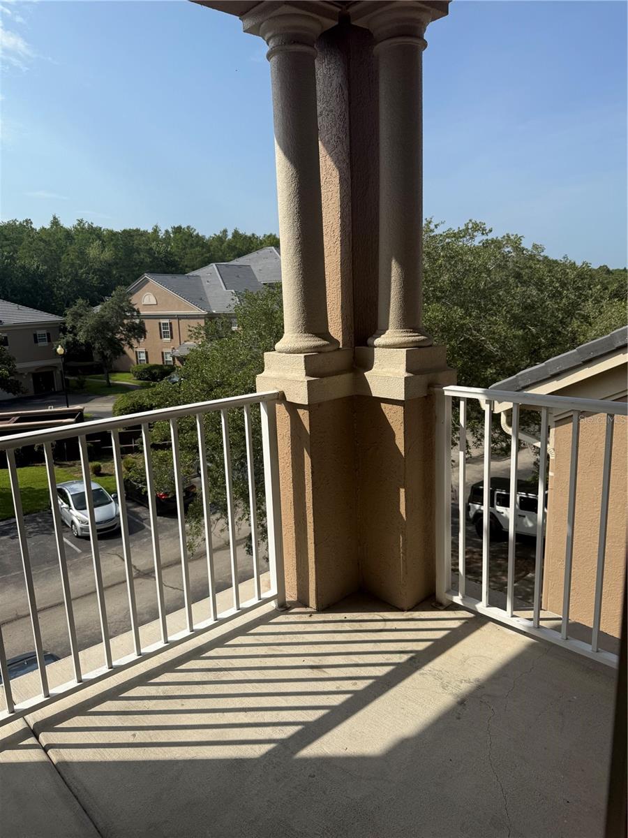 Image 9 of 9 For 2001 Tizewell Circle 1505