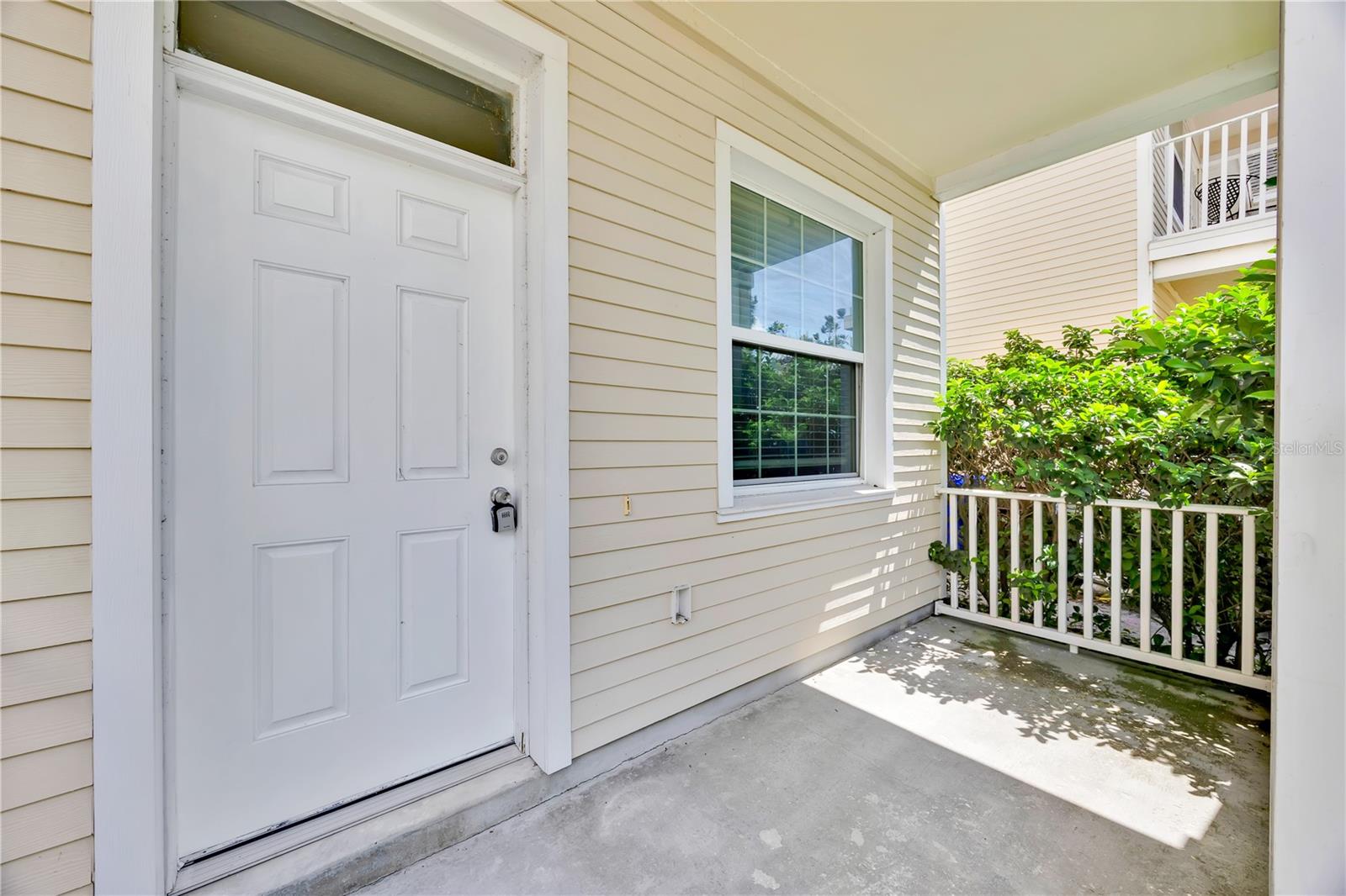 Image 4 of 28 For 923 Sumner Street