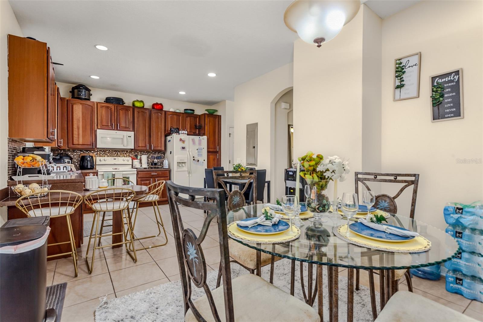 Image 4 of 24 For 13746 Beauregard Place