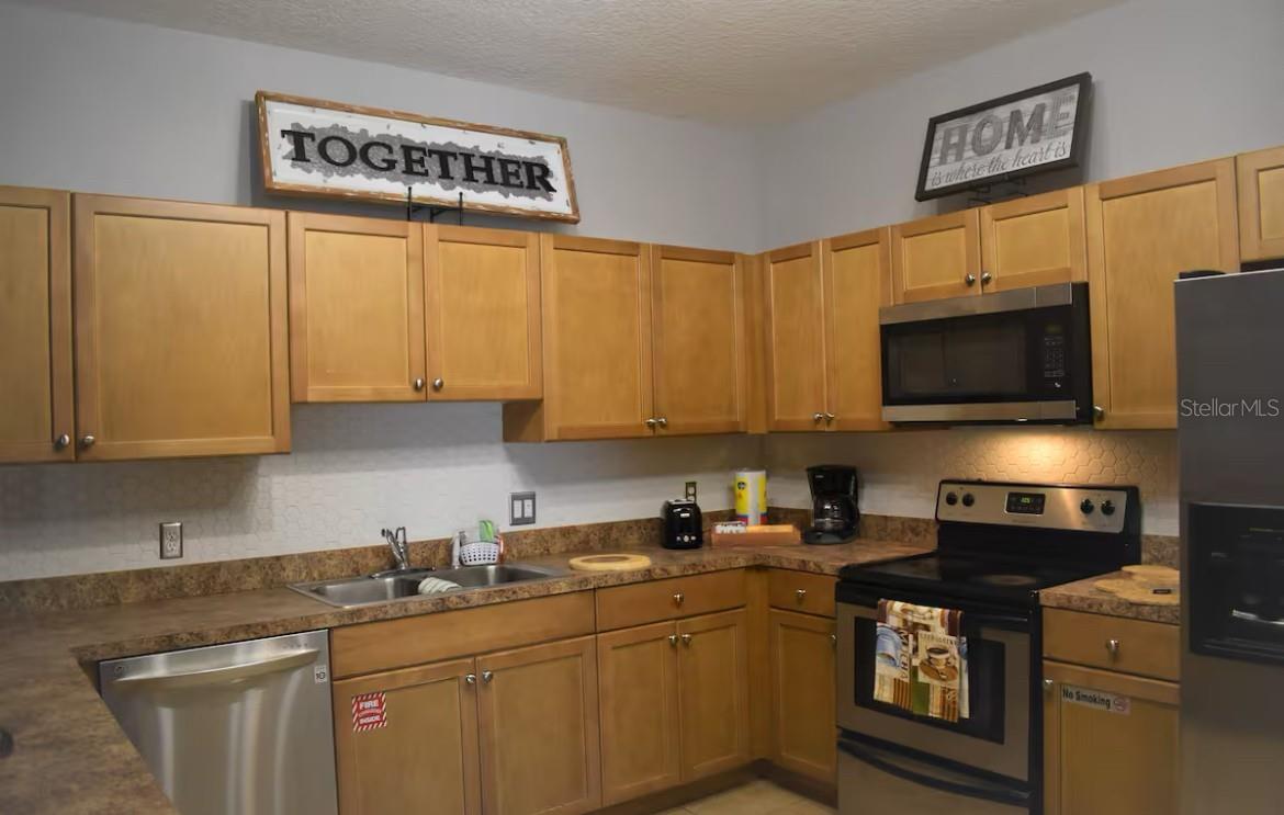 Image 6 of 19 For 3133 Sun Lake Court A