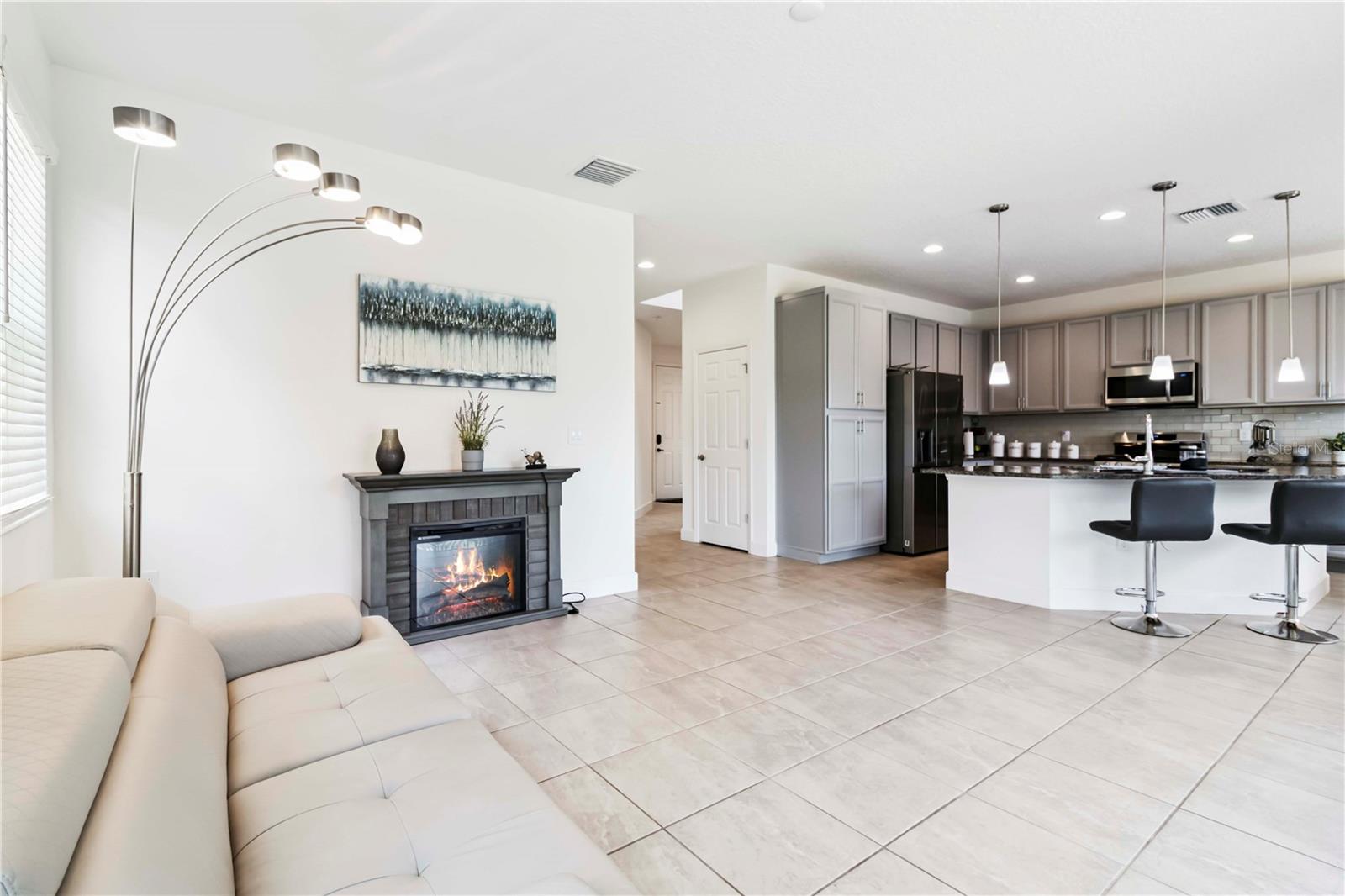 Image 10 of 40 For 5653 Del Coronado Drive