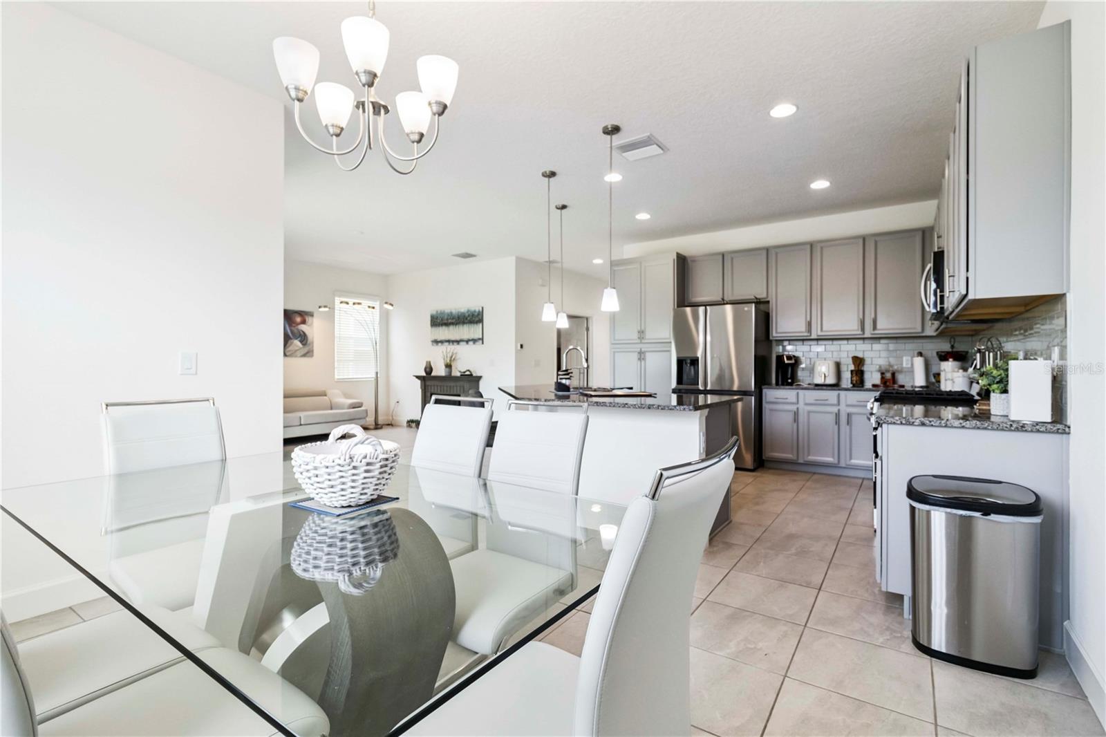 Image 19 of 40 For 5653 Del Coronado Drive