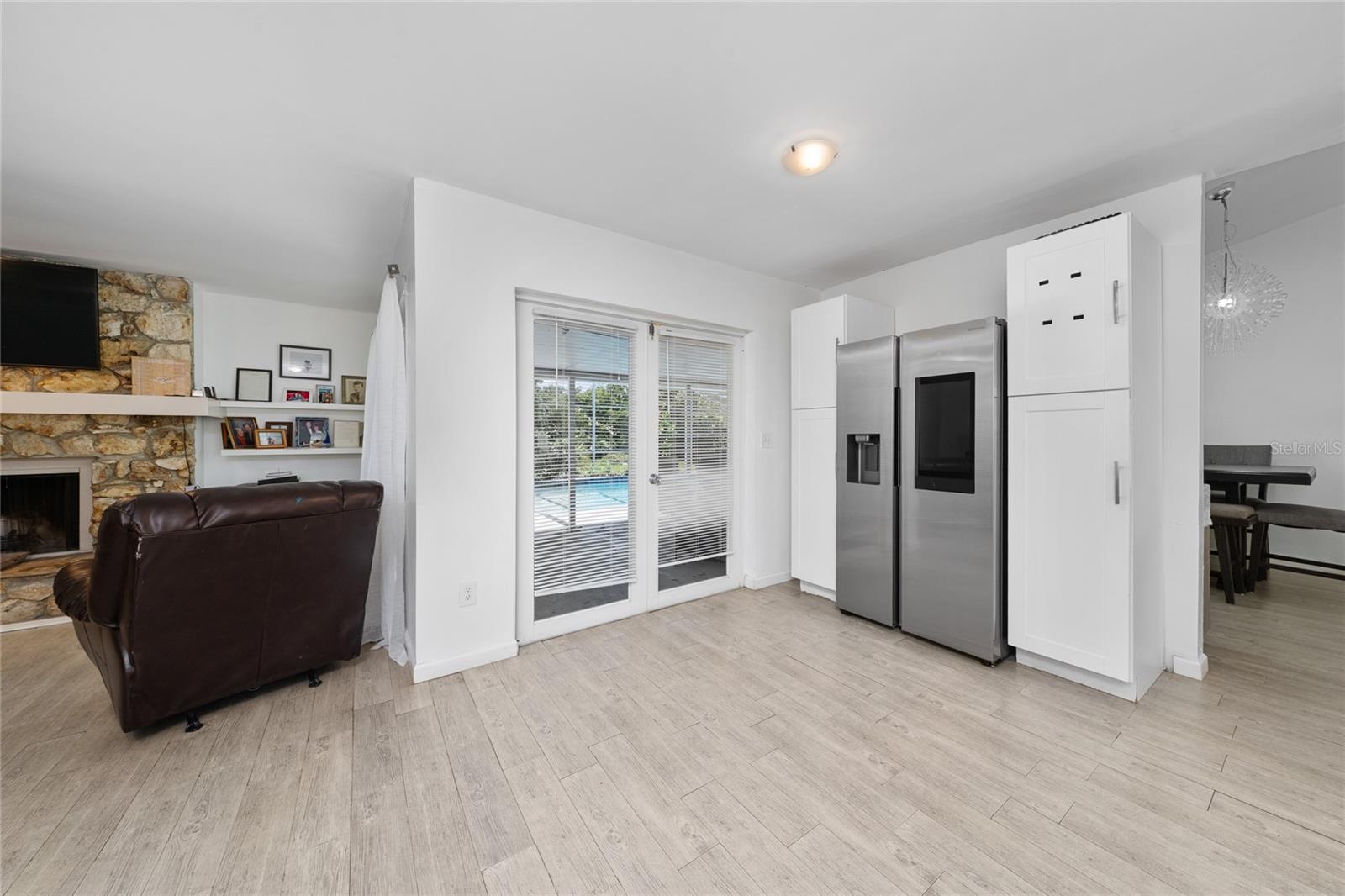 Image 10 of 33 For 8442 Cedar Cove Drive
