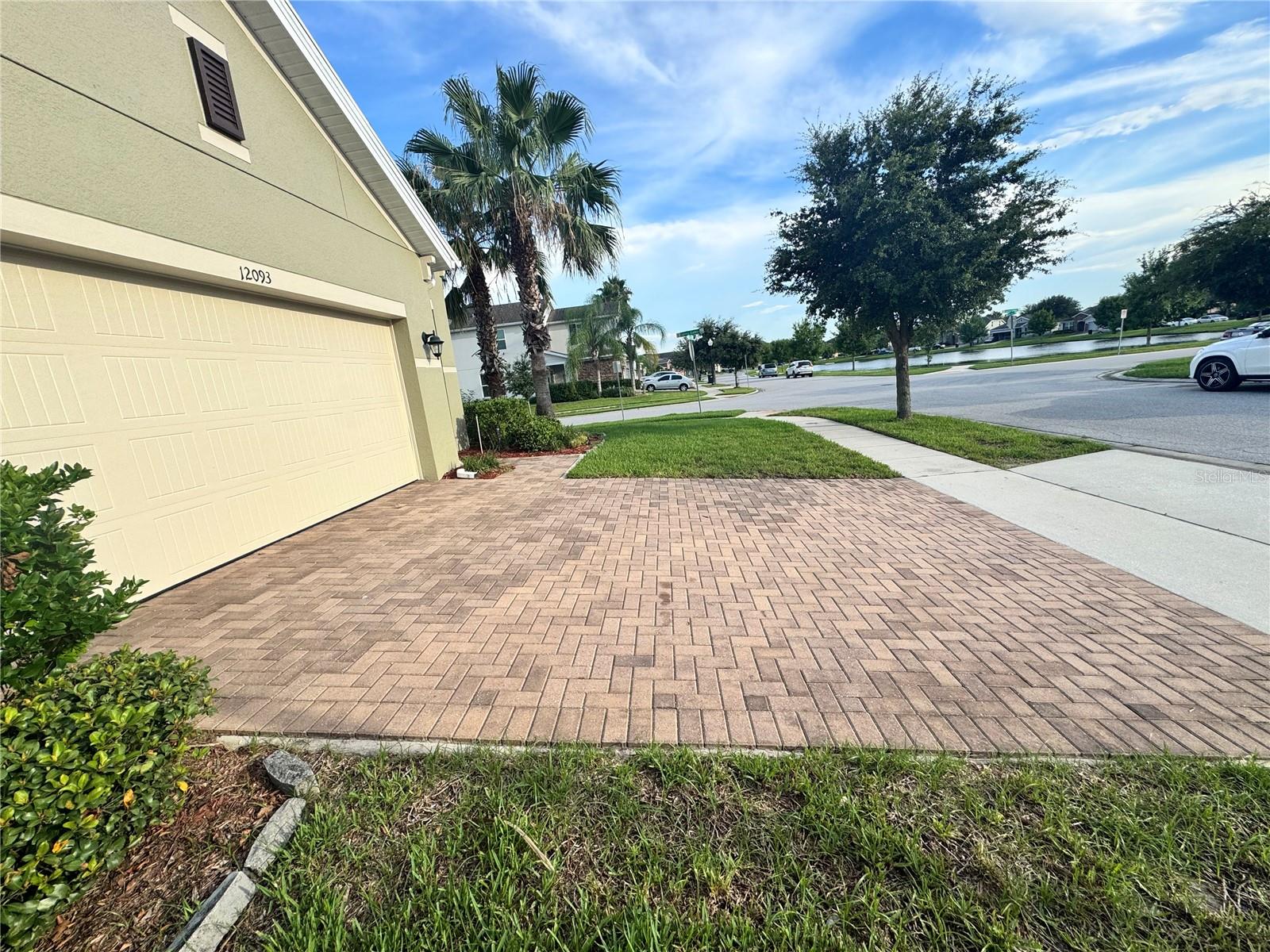 Image 12 of 60 For 12093 Stone Bark Trail