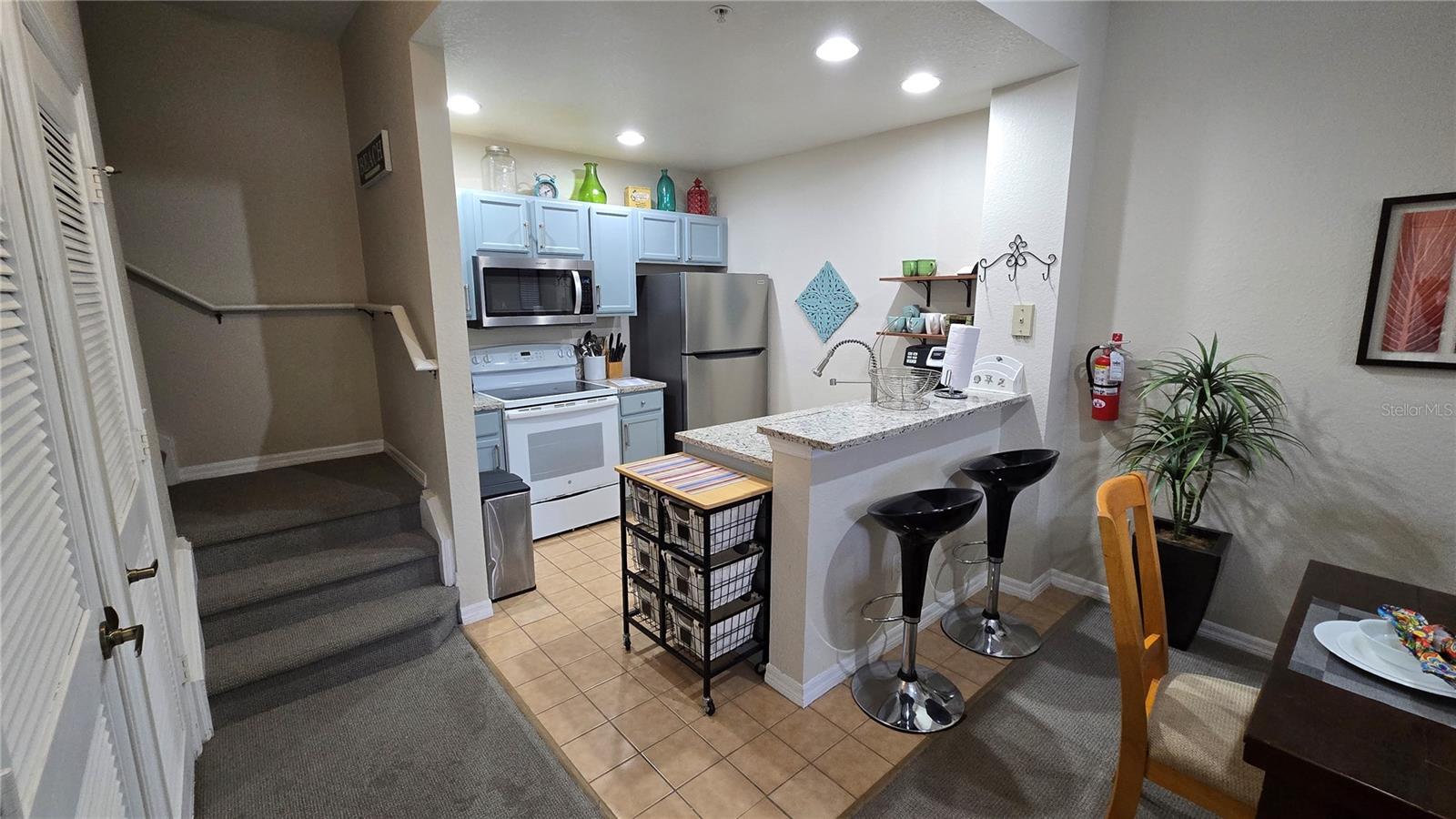 Image 4 of 19 For 2602 Lodi Circle 104