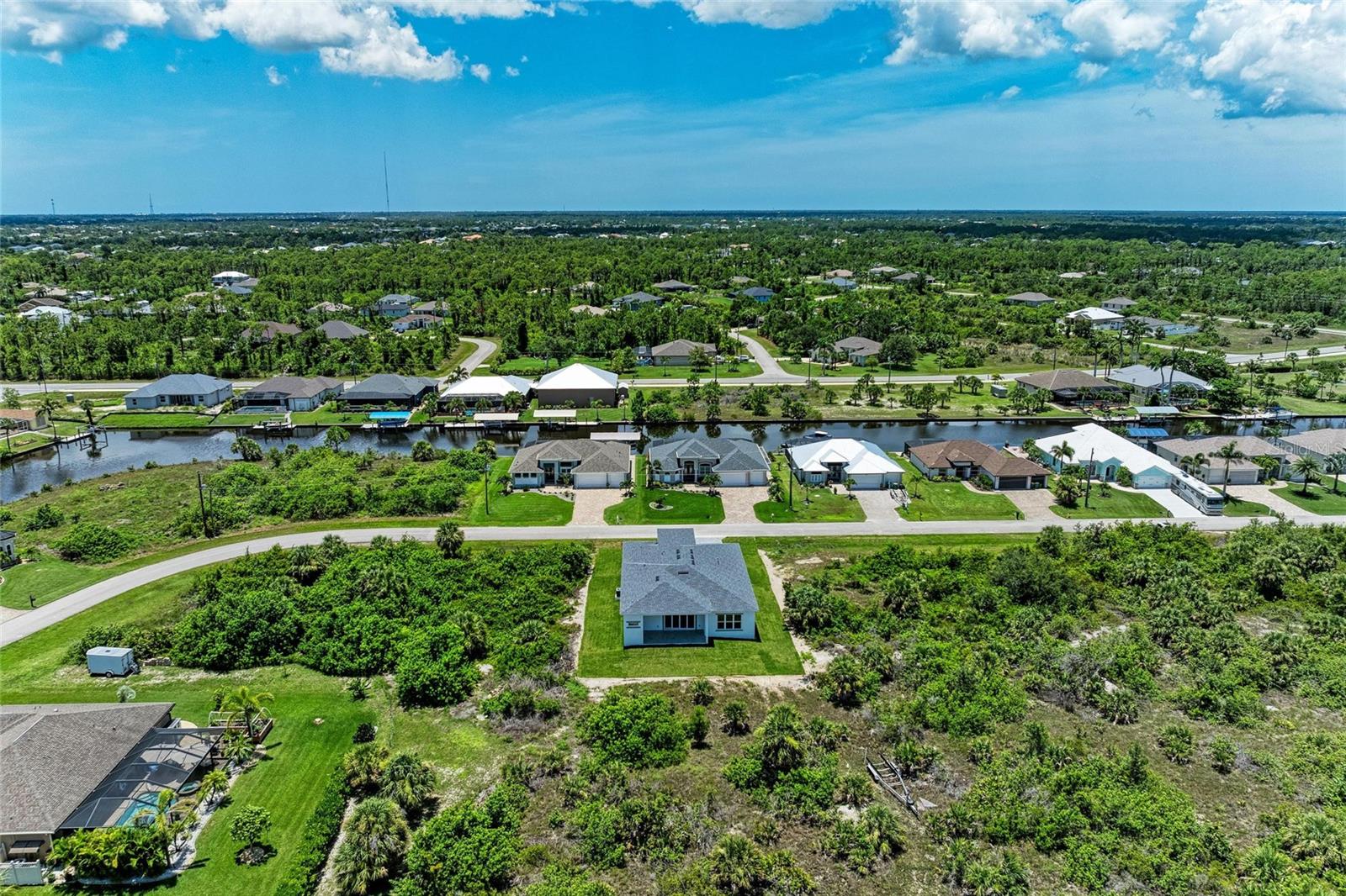 Image 3 of 54 For 8147 Tracy Circle