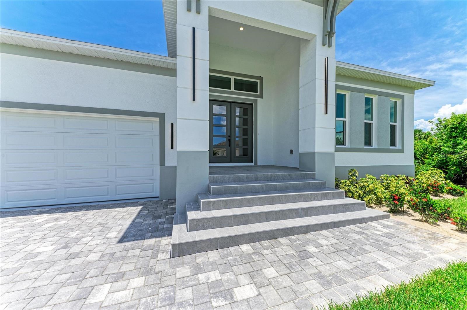 Image 4 of 54 For 8147 Tracy Circle