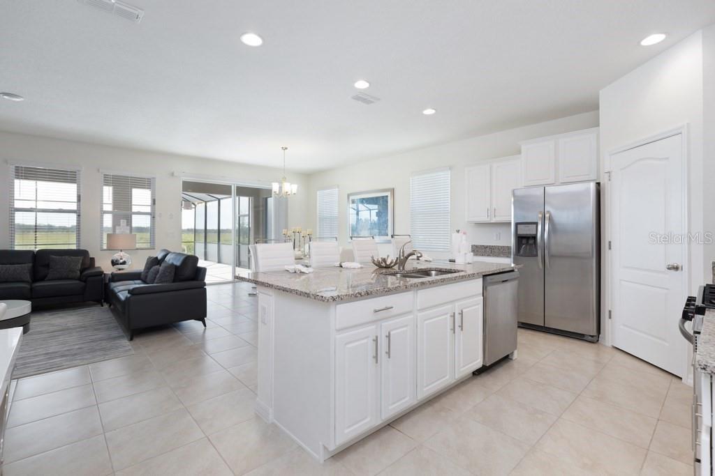 Image 3 of 34 For 8012 Oak Shadow Court