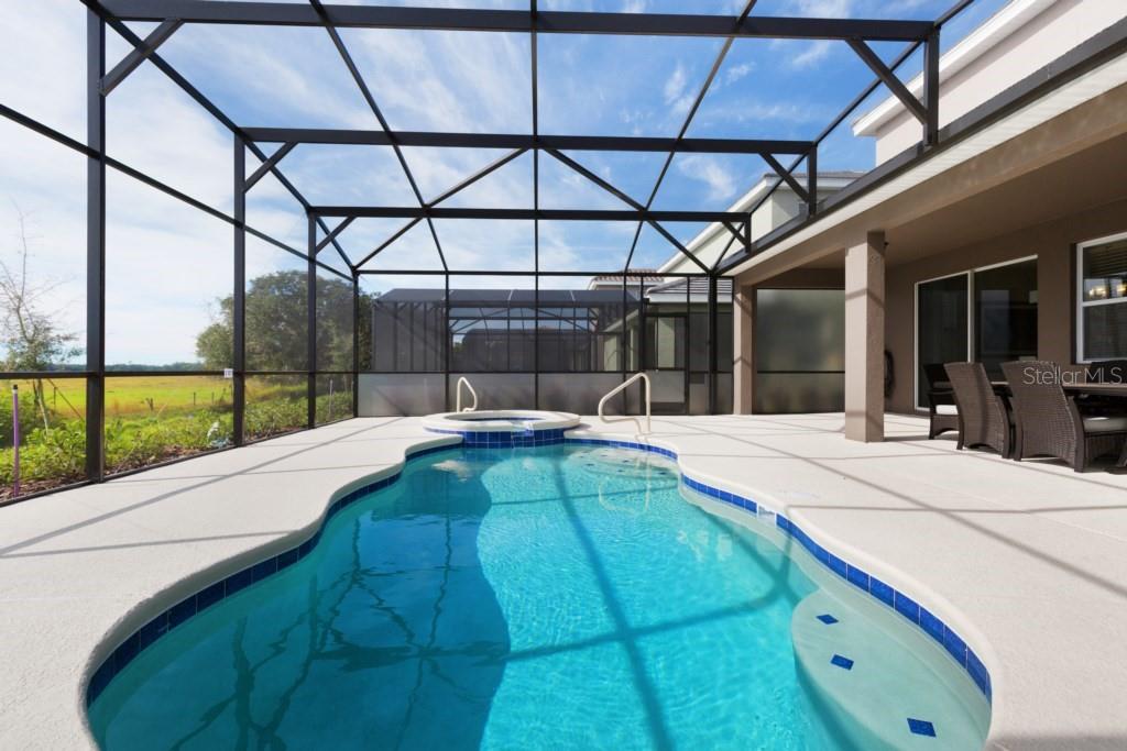 Image 30 of 34 For 8012 Oak Shadow Court