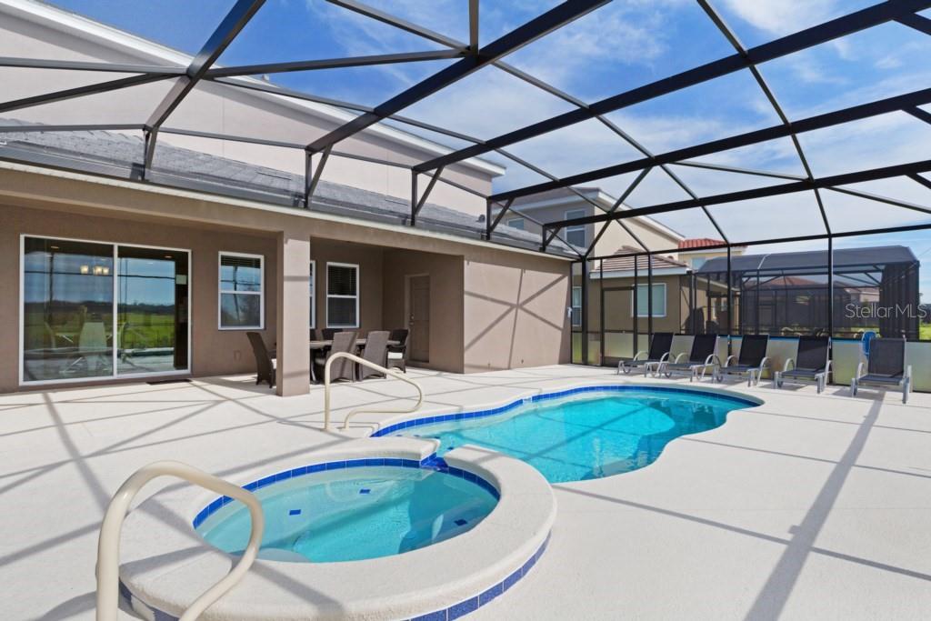 Image 31 of 34 For 8012 Oak Shadow Court