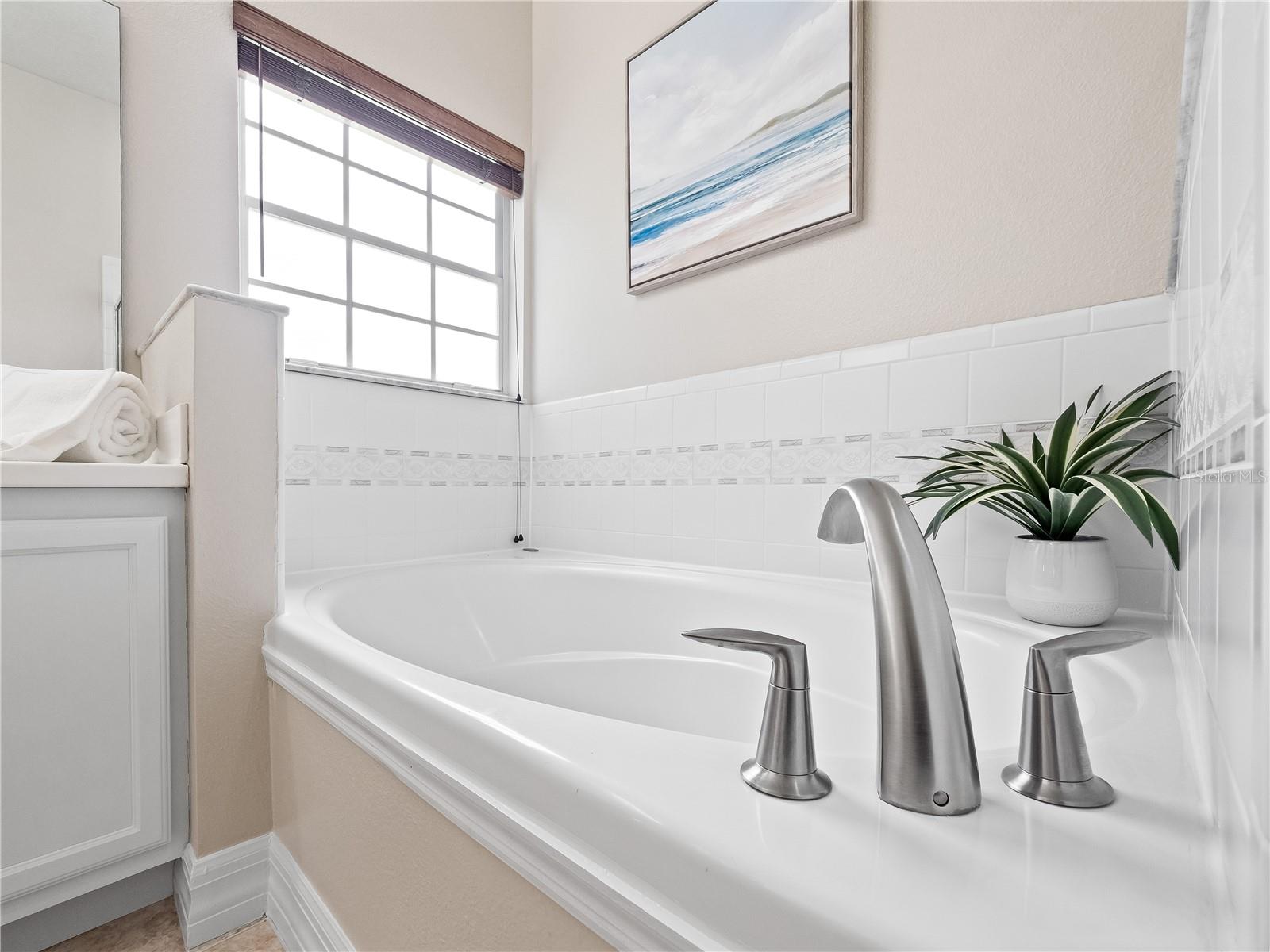 Image 40 of 69 For 7955 Sea Pearl Circle
