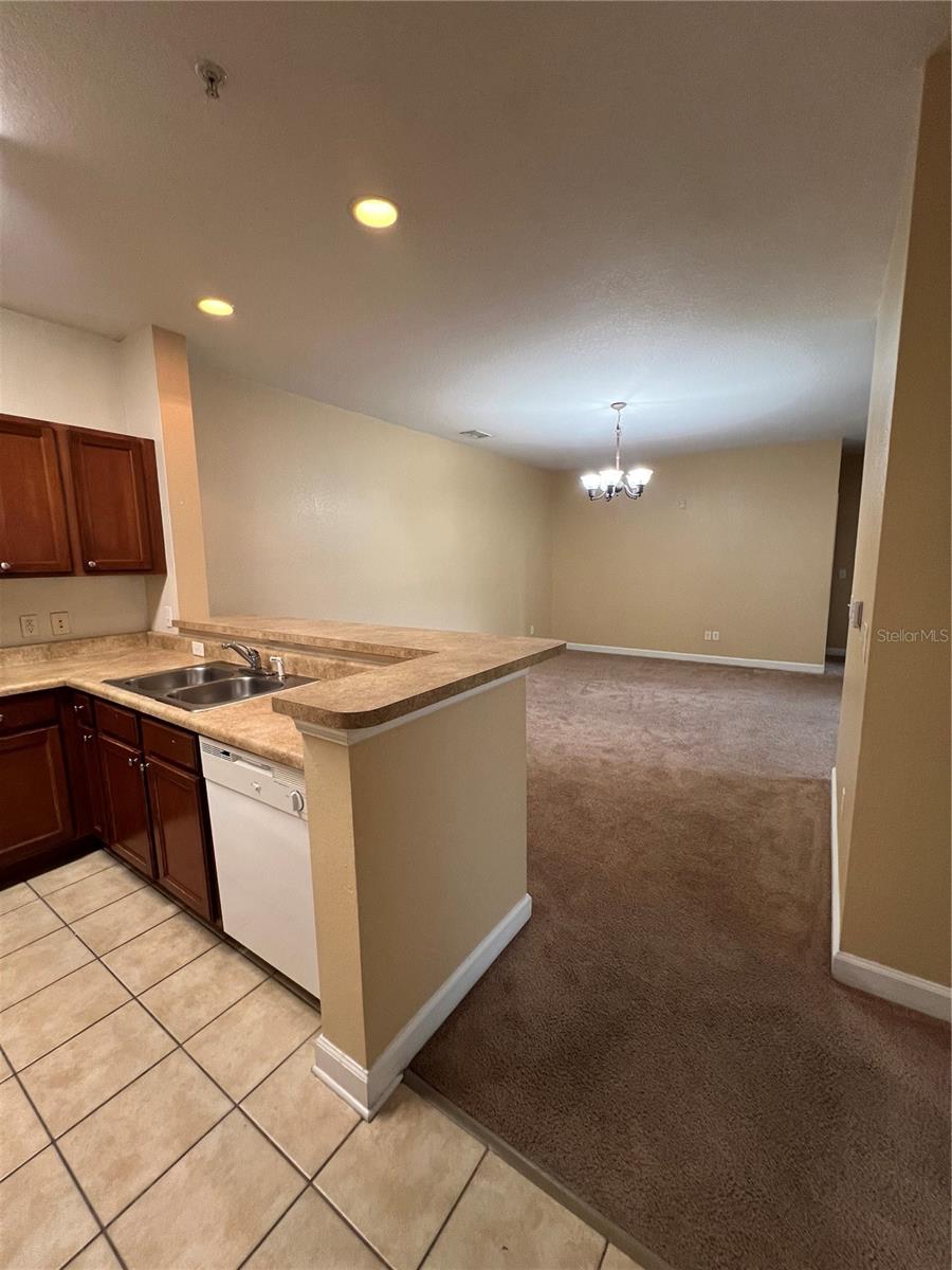 Image 6 of 17 For 3177 Feltrim Place 203