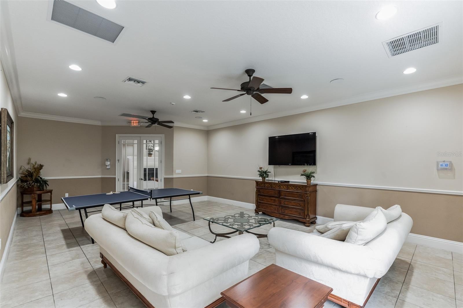 Image 11 of 30 For 8083 Brooksville Drive