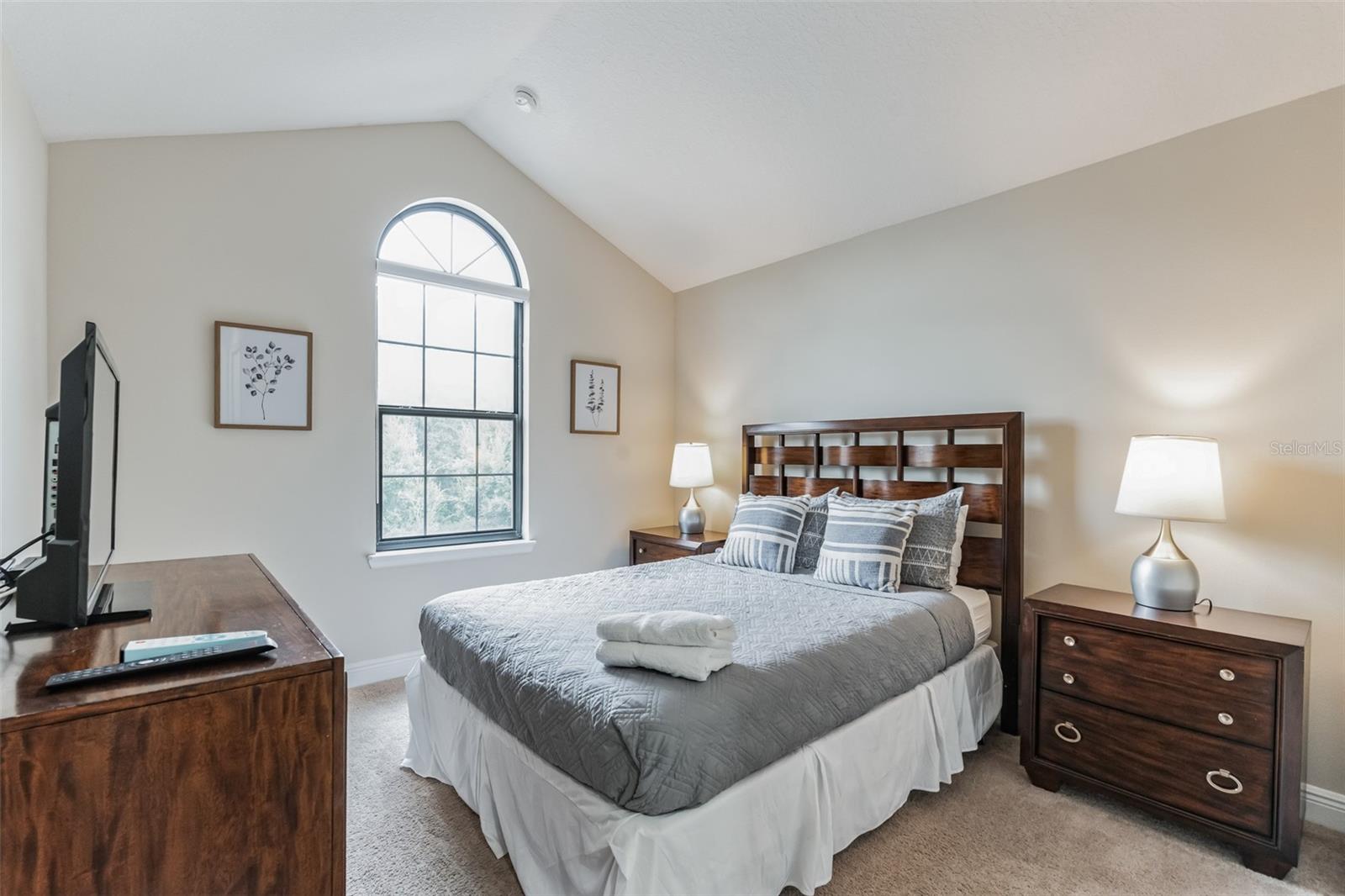 Image 15 of 30 For 8083 Brooksville Drive