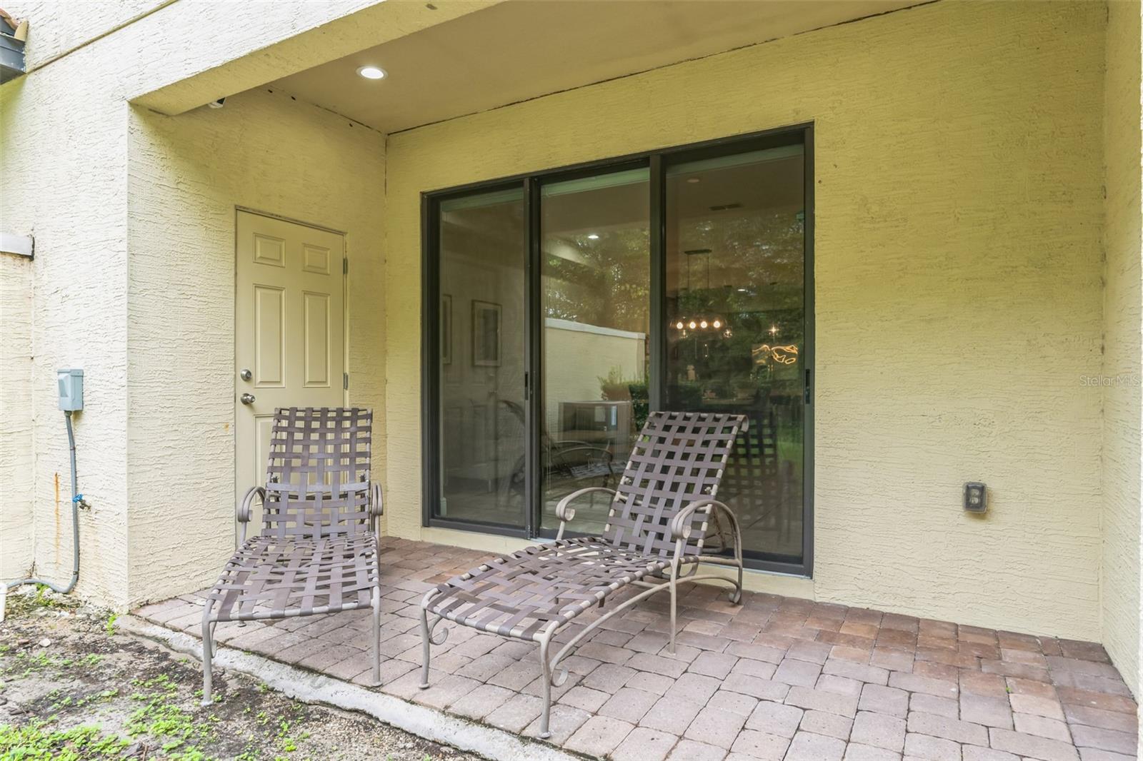 Image 4 of 30 For 8083 Brooksville Drive