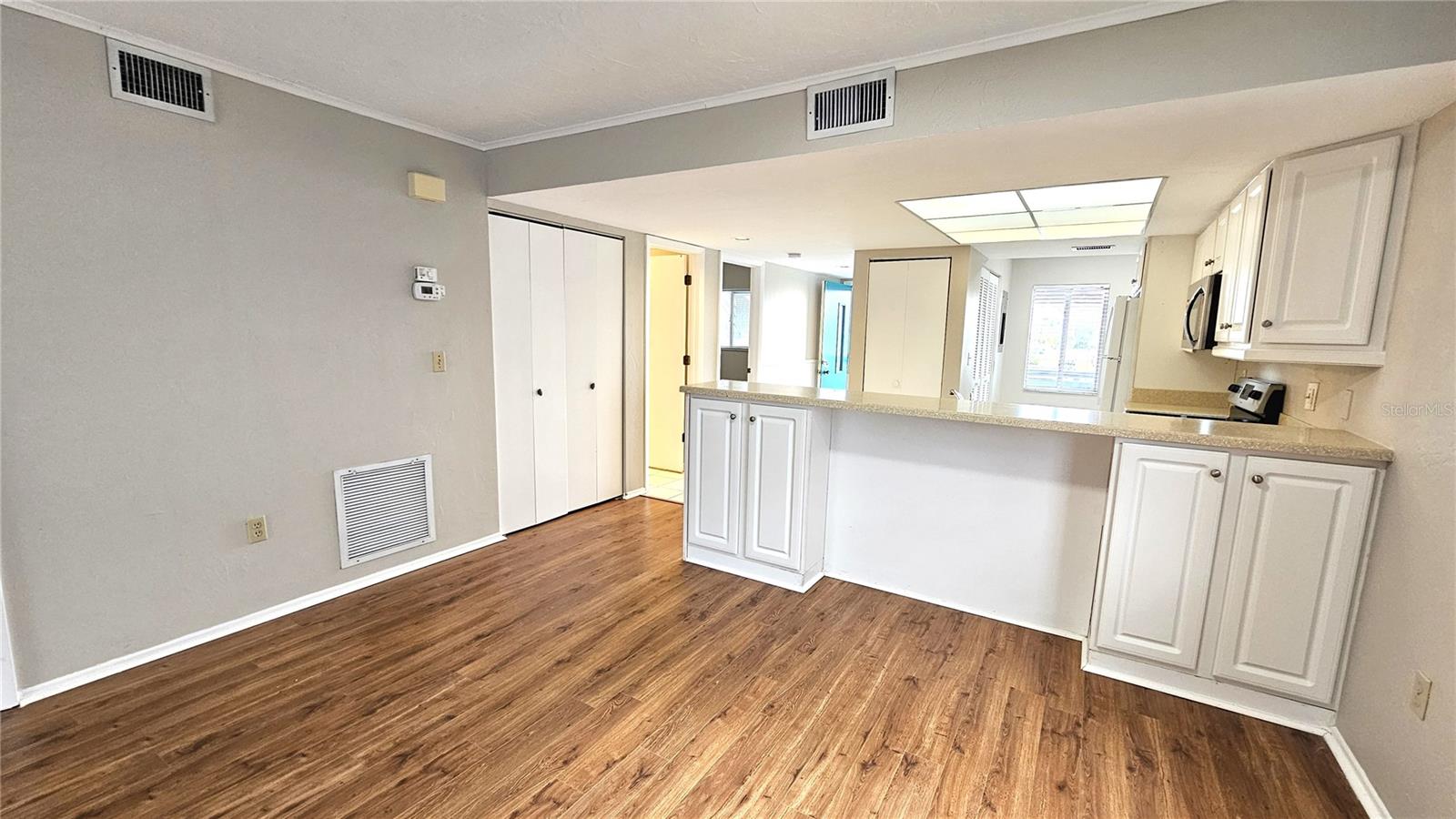 Image 11 of 31 For 6800 Placida Road 133
