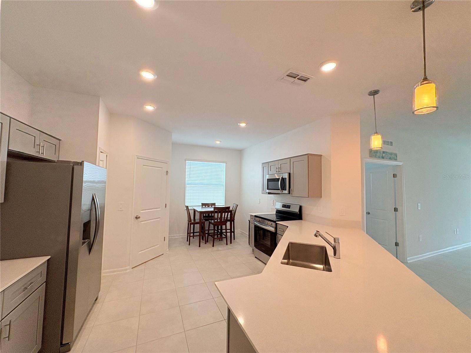 Image 9 of 33 For 1414 Deepwater Circle
