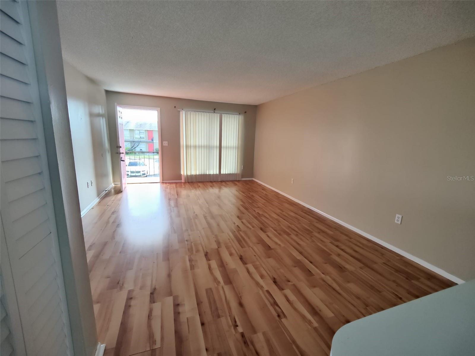 Image 10 of 30 For 1880 Caralee Boulevard 3