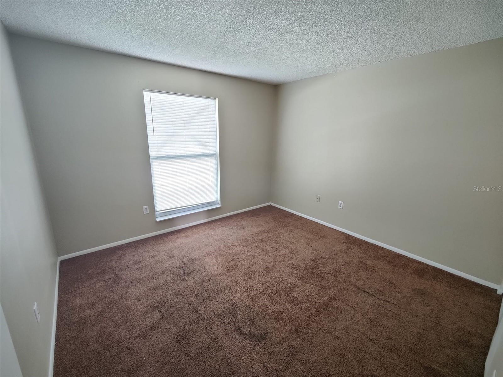 Image 15 of 30 For 1880 Caralee Boulevard 3