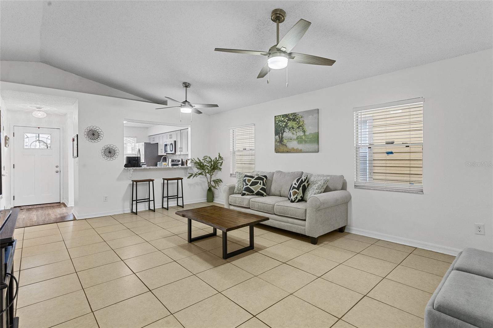 Image 12 of 34 For 1612 Chatham Circle