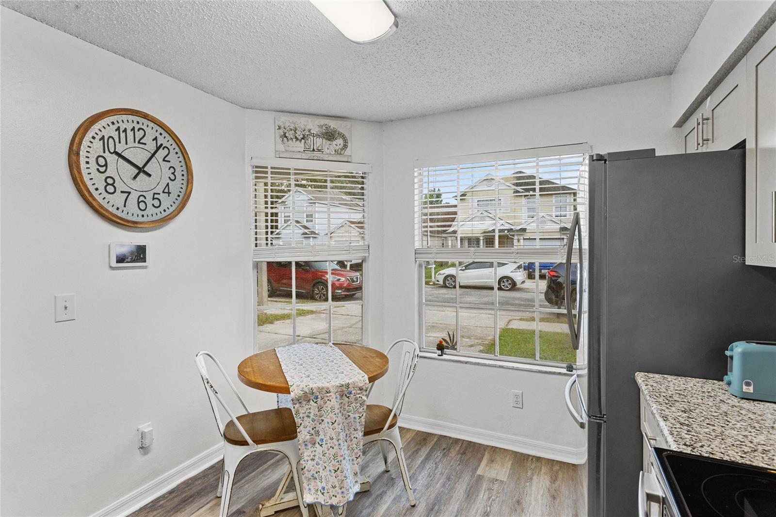 Image 6 of 34 For 1612 Chatham Circle