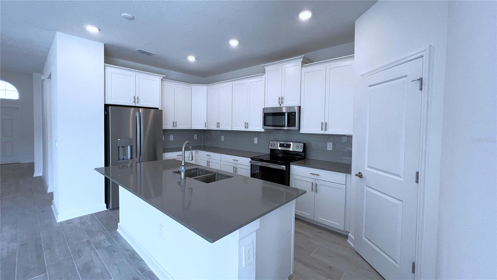 Image 10 of 37 For 3119 Camden Way