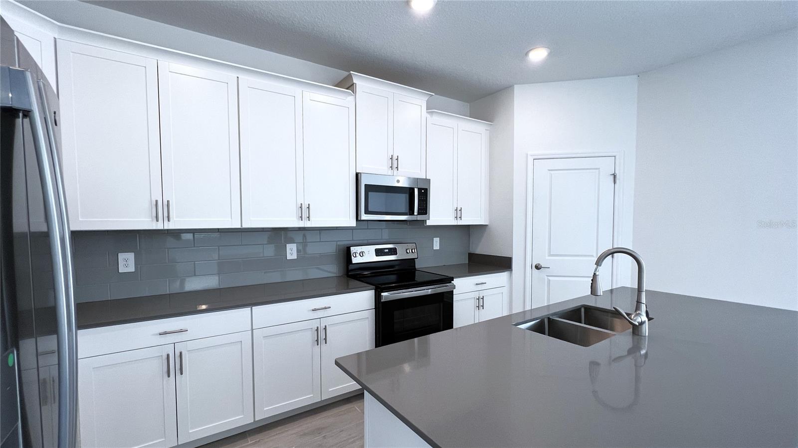 Image 11 of 37 For 3119 Camden Way