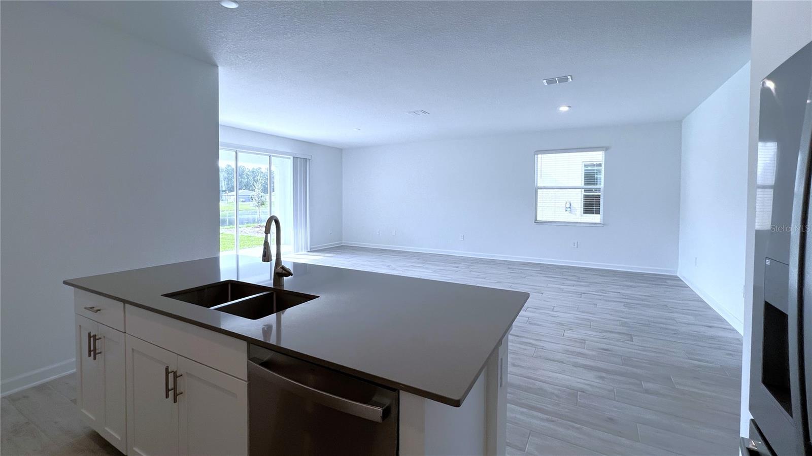 Image 13 of 37 For 3119 Camden Way